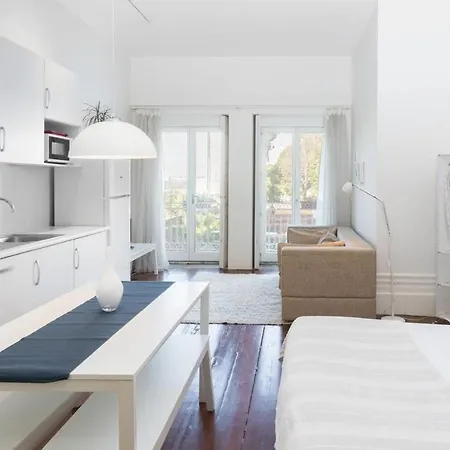 Guestready - Ayres W Balcony Garden * Porto