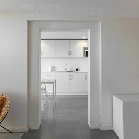 Guestready - Ayres W Balcony Garden Apartment